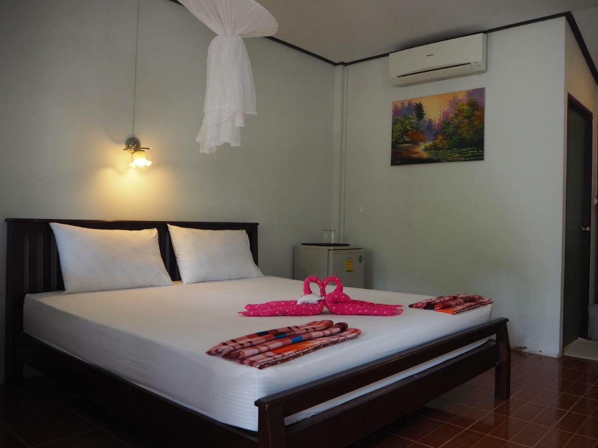 Bluesky Beach Bungalows Ko Lanta Zewnętrze zdjęcie